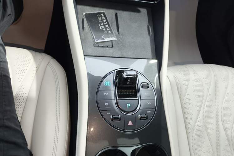 Used BYD Seal 06GT 2025 Intelligent Driving Version 505 Wave Plus Edition Gear Lever