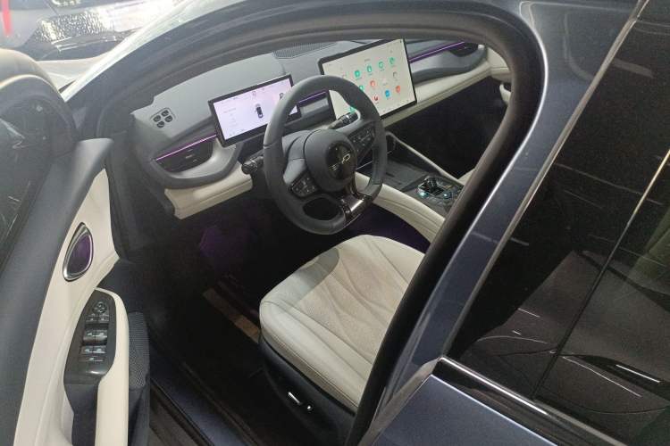 Used BYD Seal 06GT 2025 Intelligent Driving Version 605 Heatwave Edition Interior 3
