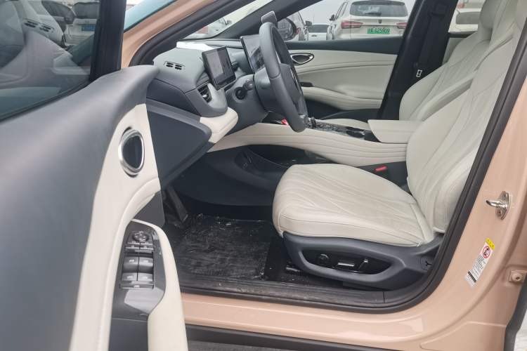 Used BYD Seal 06GT 2025 605 Heatwave Edition Interior 6
