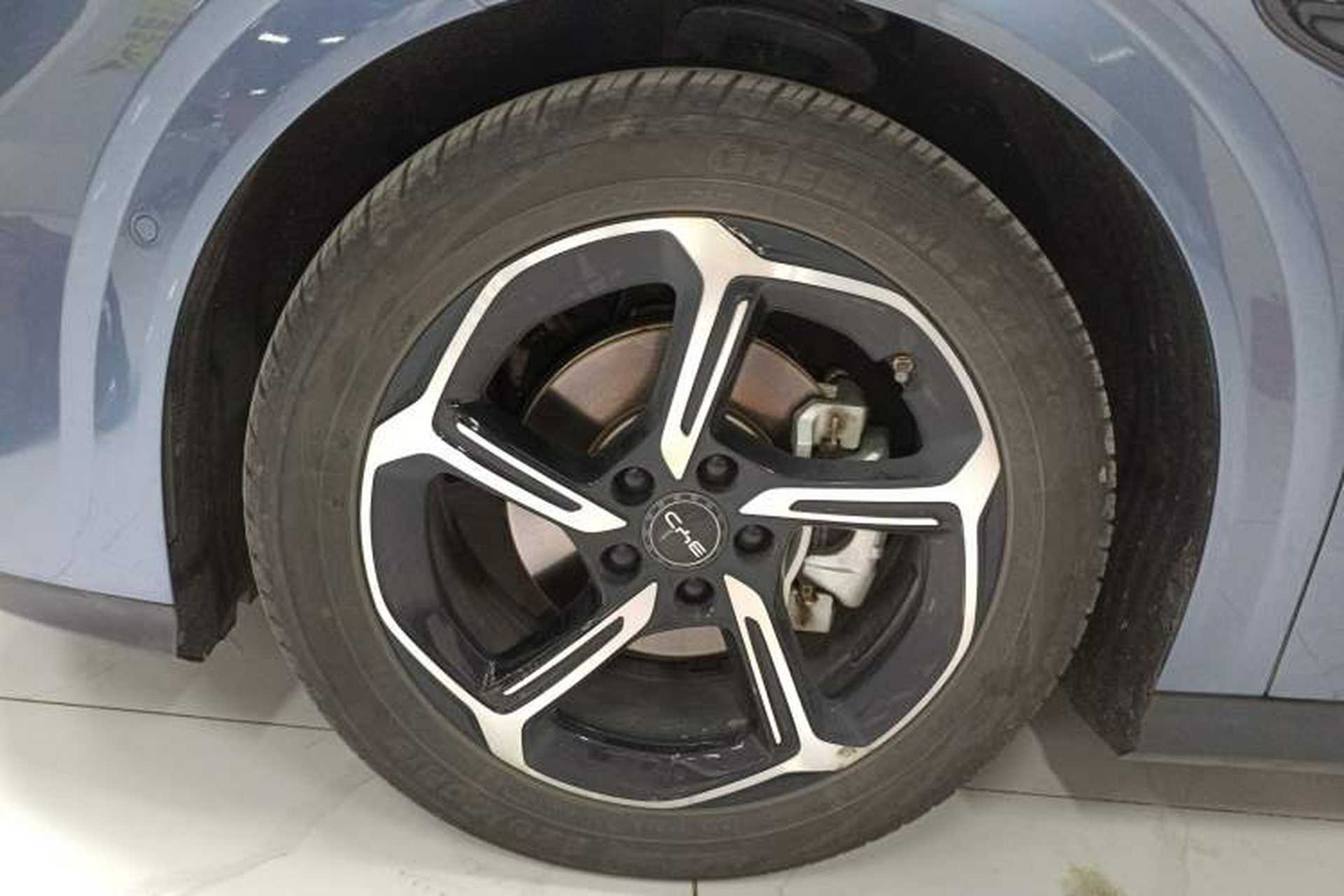 Used BYD Seal 06GT 2025 Intelligent Driving Version 605 Heatwave Edition Left Front Wheel Hub
