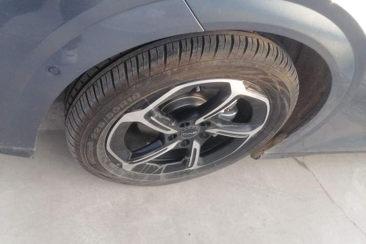 Used BYD Seal 06GT 2025 605 Heatwave Edition Left Front Wheel Hub