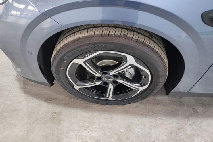 Used BYD Seal 06GT 2025 Intelligent Driving Version 505 Wave Plus Edition Left Front Wheel Hub