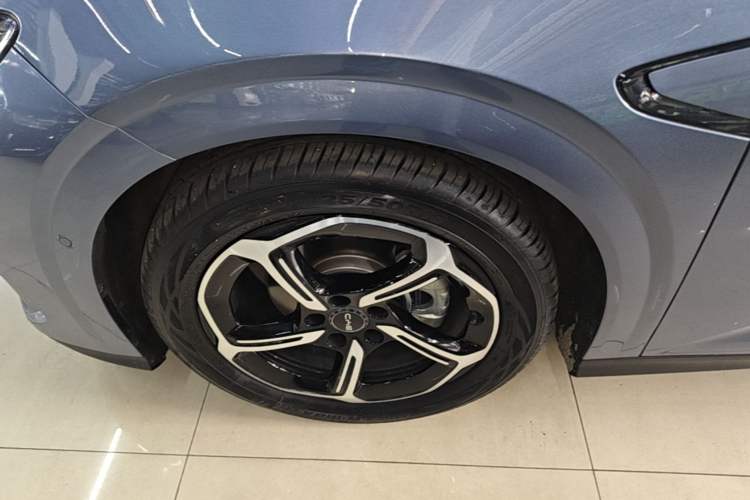 Used BYD Seal 06GT 2025 605 Heatwave Edition Left Front Wheel Hub