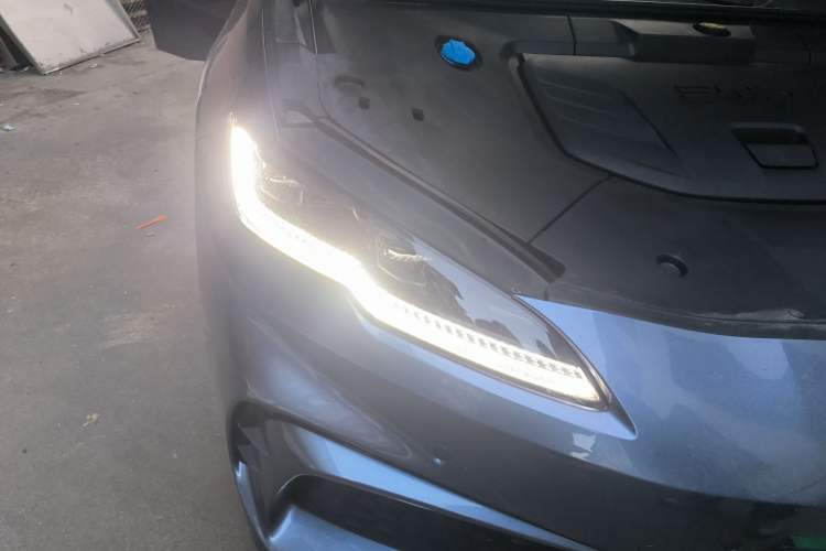 Used BYD Seal 06GT 2025 Intelligent Driving Version 605 Heatwave Edition Right Front Headlight