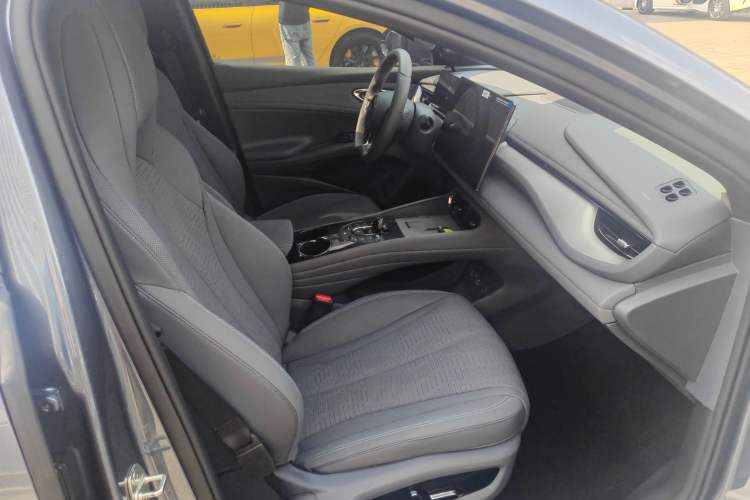 Used BYD Seal 06GT 2025 Intelligent Driving Version 605 Heatwave Edition Right Front Seat
