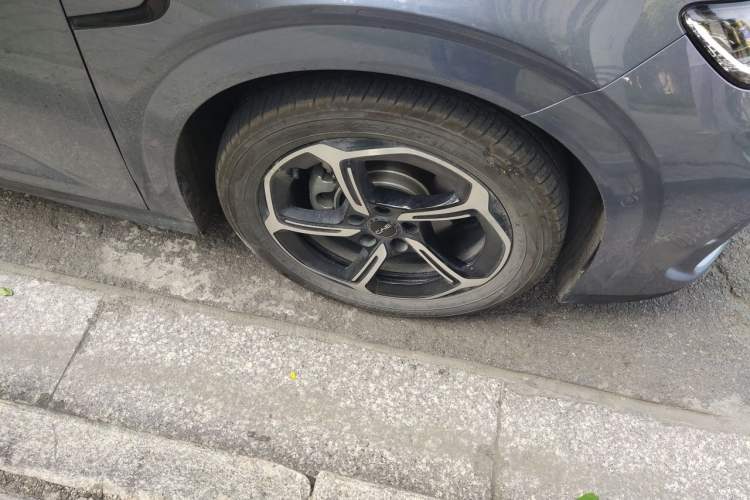 Used BYD Seal 06GT 2025 505 Wave Plus Edition Right Front Wheel Hub