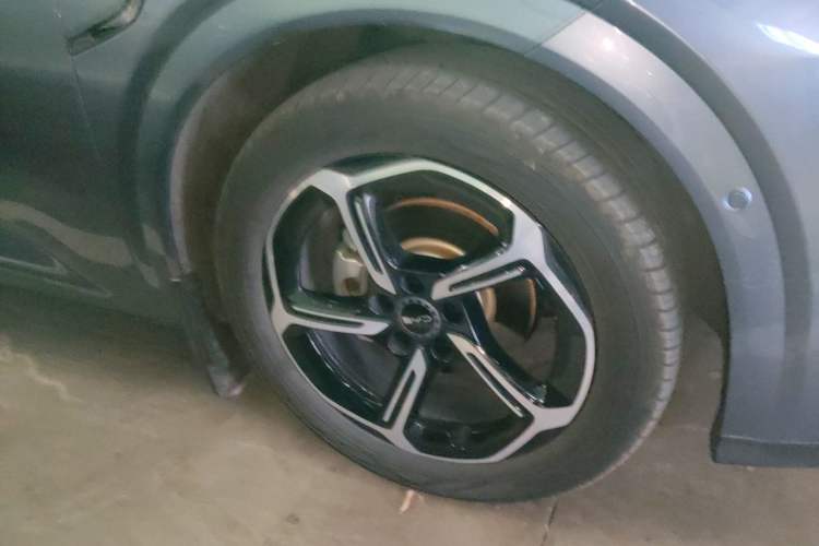 Used BYD Seal 06GT 2025 505 Wave Plus Edition Right Front Wheel Hub