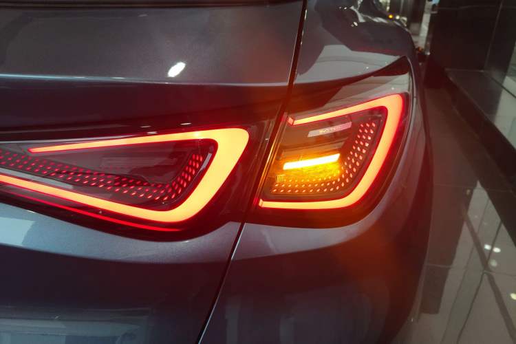 Used BYD Seal 06GT 2025 Intelligent Driving Version 605 Heatwave Edition Right Rear Taillight
