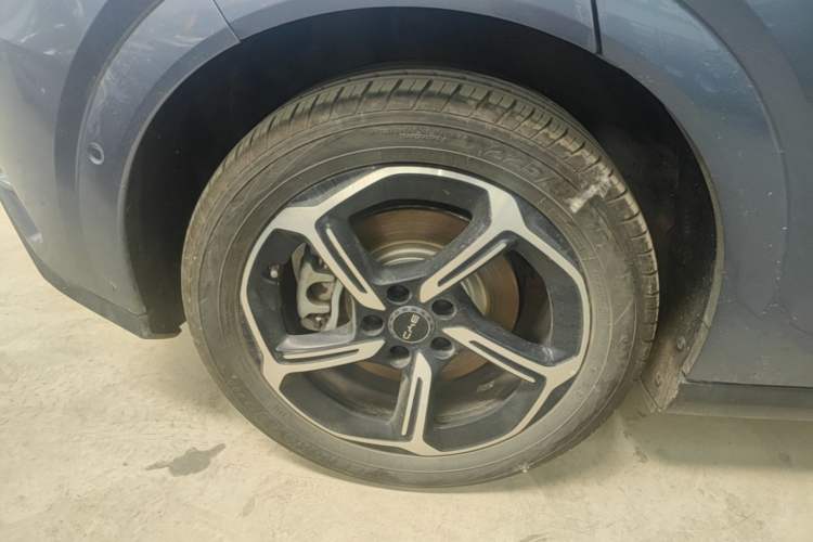 Used BYD Seal 06GT 2025 Intelligent Driving Version 605 Heatwave Edition Right Rear Wheel Hub