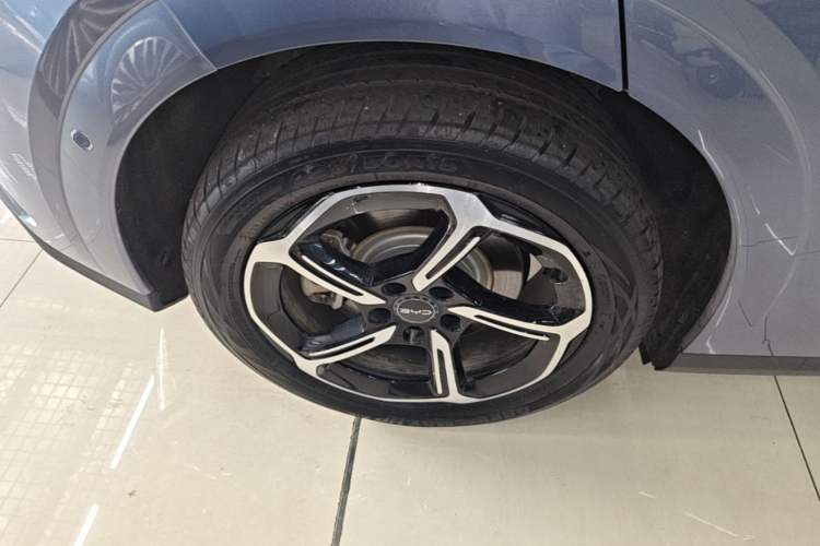 Used BYD Seal 06GT 2025 605 Heatwave Edition Right Rear Wheel Hub