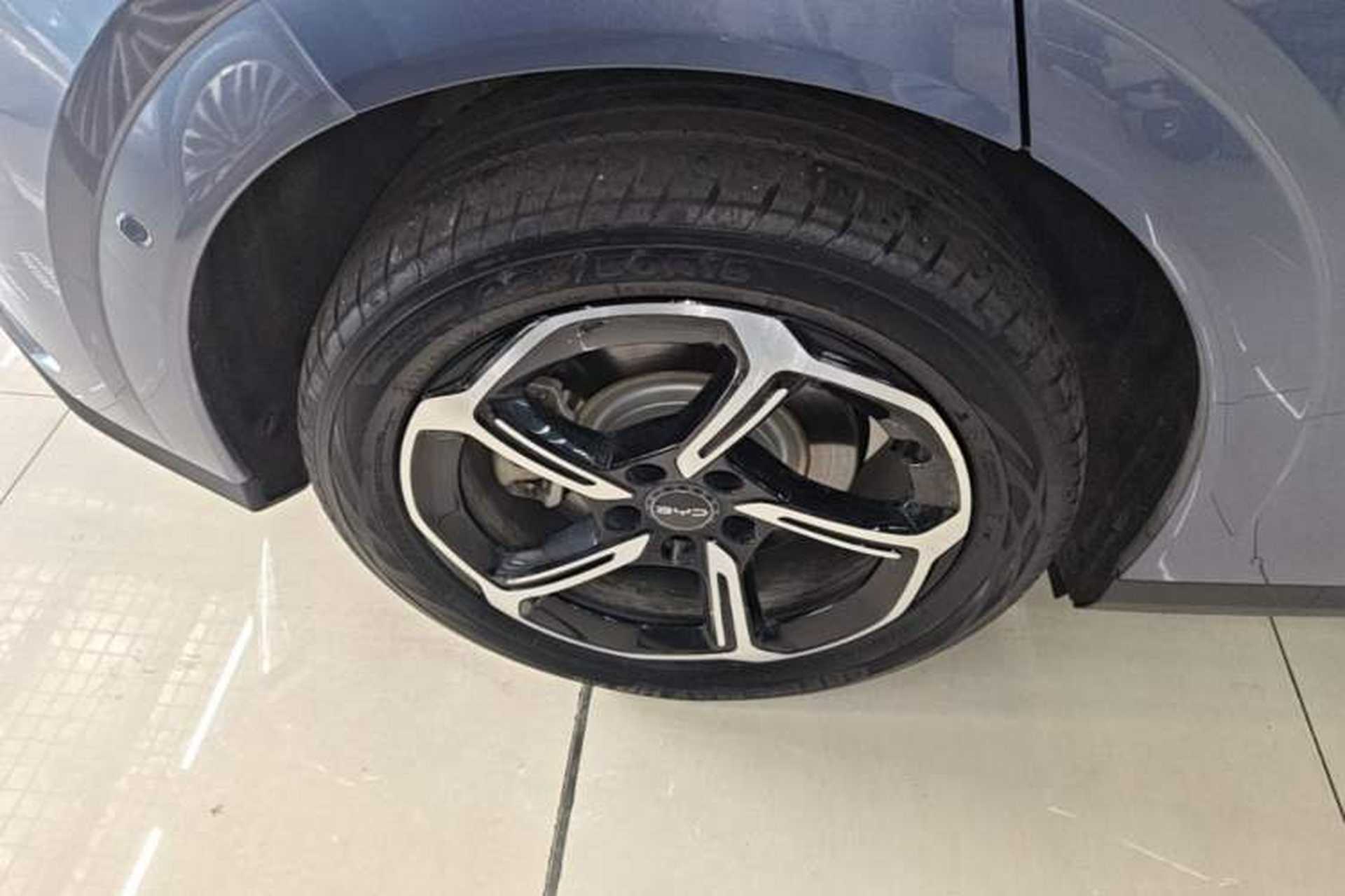 Used BYD Seal 06GT 2025 605 Heatwave Edition Right Rear Wheel Hub