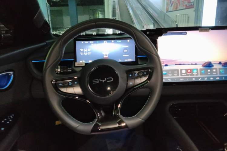 Used BYD Seal 06GT 2025 505 Wave Plus Edition Steering Wheel