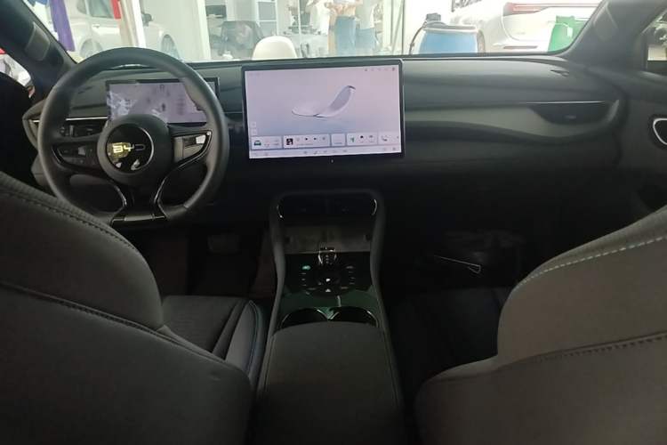 Used BYD Seal 06GT 2025 Intelligent Driving Version 605 Heatwave Edition Center Console