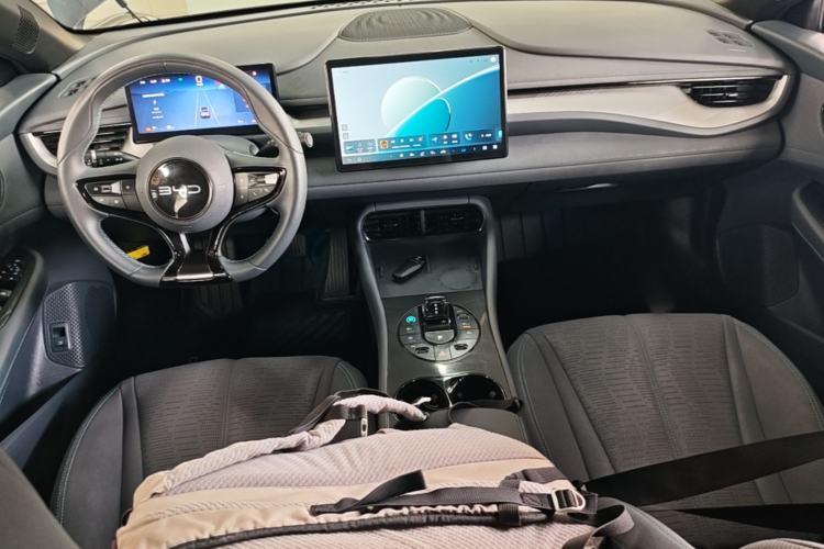 Used BYD Seal 06GT 2025 505 Wave Edition Center Console
