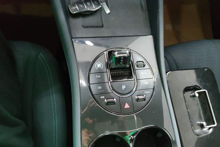 Used BYD Seal 06GT 2025 Intelligent Driving Version 605 Heatwave Edition Gear Lever
