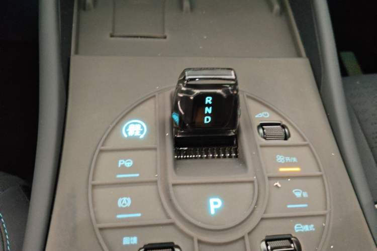 Used BYD Seal 06GT 2025 Intelligent Driving Version 505 Wave Edition Gear Lever