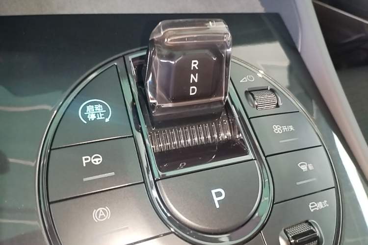 Used BYD Seal 06GT 2025 Intelligent Driving Version 605 Heatwave Edition Gear Lever