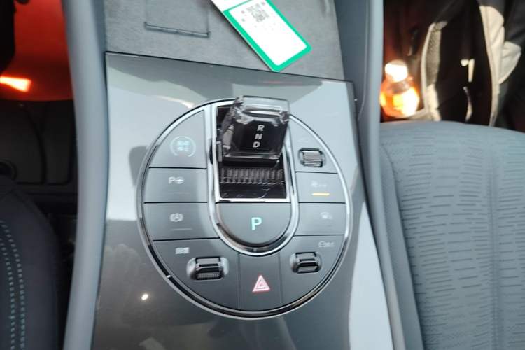 Used BYD Seal 06GT 2025 Intelligent Driving Version 605 Heatwave Edition Gear Lever