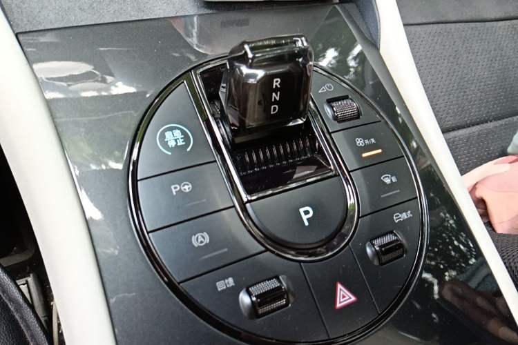 Used BYD Seal 06GT 2025 505 Wave Plus Edition Gear Lever