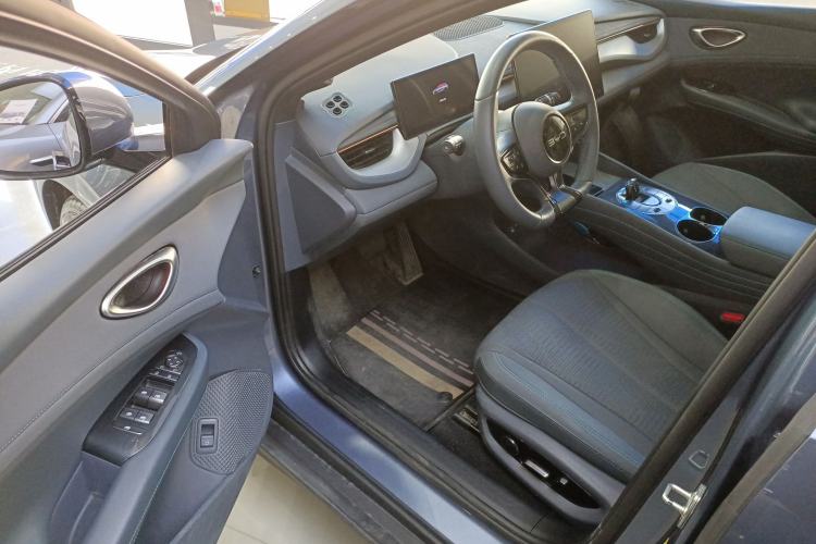 Used BYD Seal 06GT 2025 Intelligent Driving Version 605 Heatwave Edition Interior 3