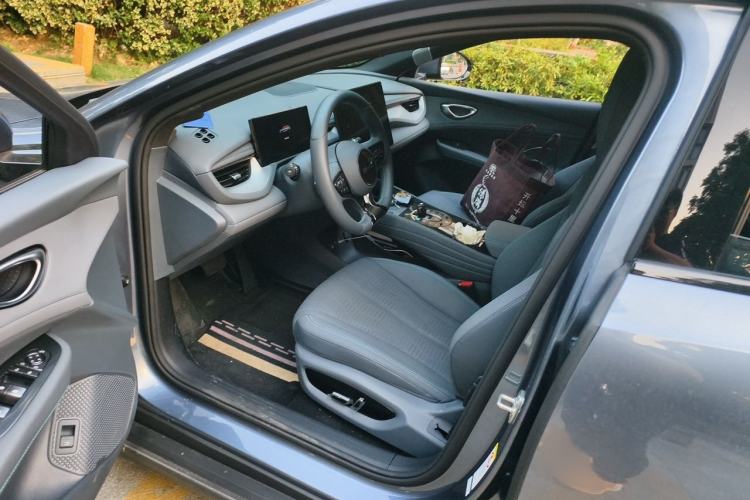 Used BYD Seal 06GT 2025 505 Wave Plus Edition Interior 3