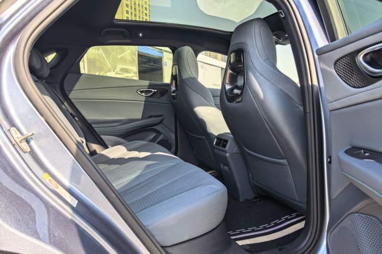 Used BYD Seal 06GT 2025 Intelligent Driving Version 605 Heatwave Edition Interior 4