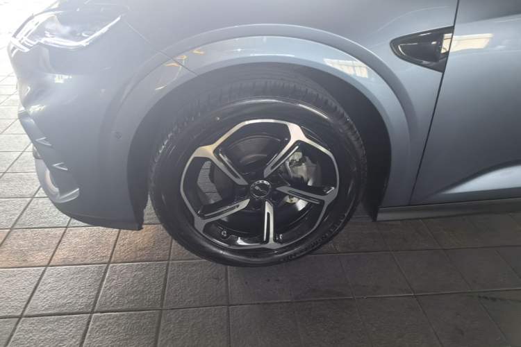 Used BYD Seal 06GT 2025 Intelligent Driving Version 505 Wave Edition Left Front Wheel Hub