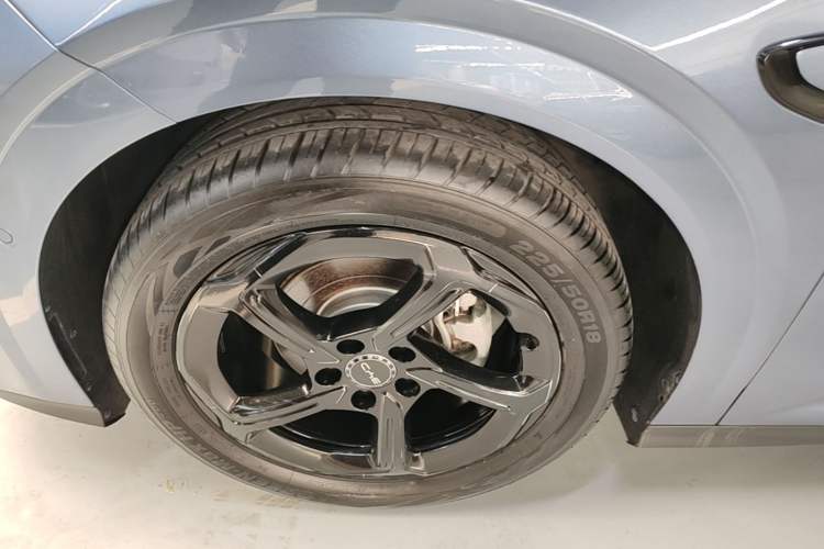 Used BYD Seal 06GT 2025 Intelligent Driving Version 505 Wave Plus Edition Left Front Wheel Hub