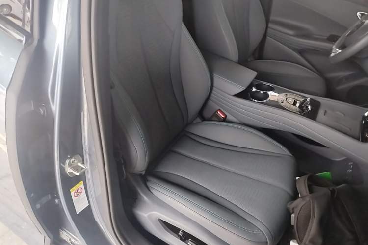 Used BYD Seal 06GT 2025 Intelligent Driving Version 605 Heatwave Edition Right Front Seat