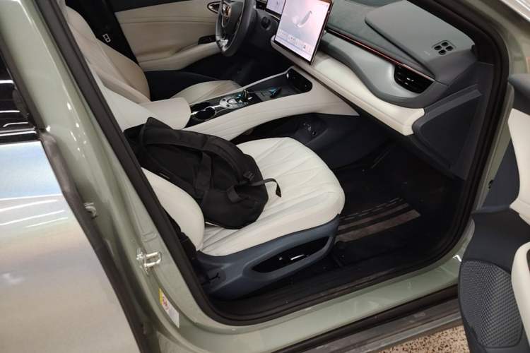 Used BYD Seal 06GT 2025 Intelligent Driving Version 605 Heatwave Edition Right Front Seat