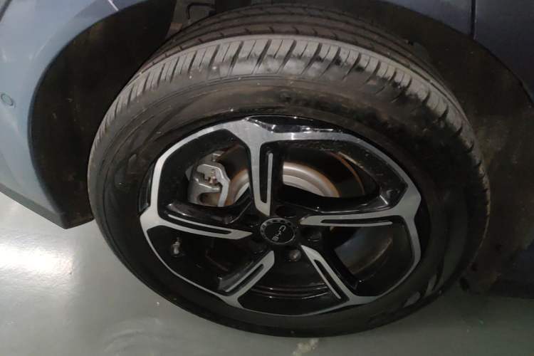 Used BYD Seal 06GT 2025 Intelligent Driving Version 505 Wave Plus Edition Right Rear Wheel Hub
