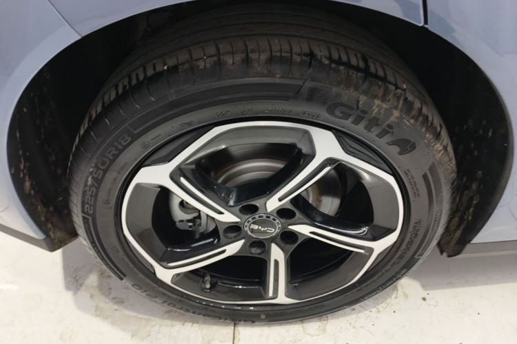 Used BYD Seal 06GT 2025 Intelligent Driving Version 505 Wave Plus Edition Right Rear Wheel Hub