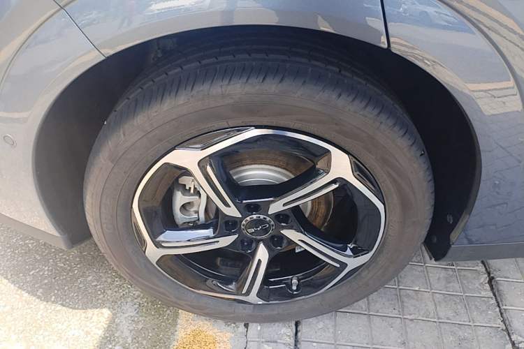 Used BYD Seal 06GT 2025 Intelligent Driving Version 605 Heatwave Edition Right Rear Wheel Hub