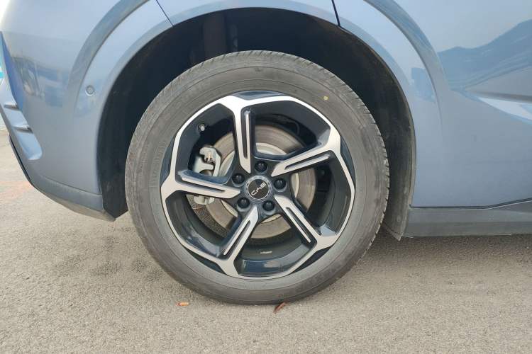 Used BYD Seal 06GT 2025 Intelligent Driving Version 605 Heatwave Edition Right Rear Wheel Hub