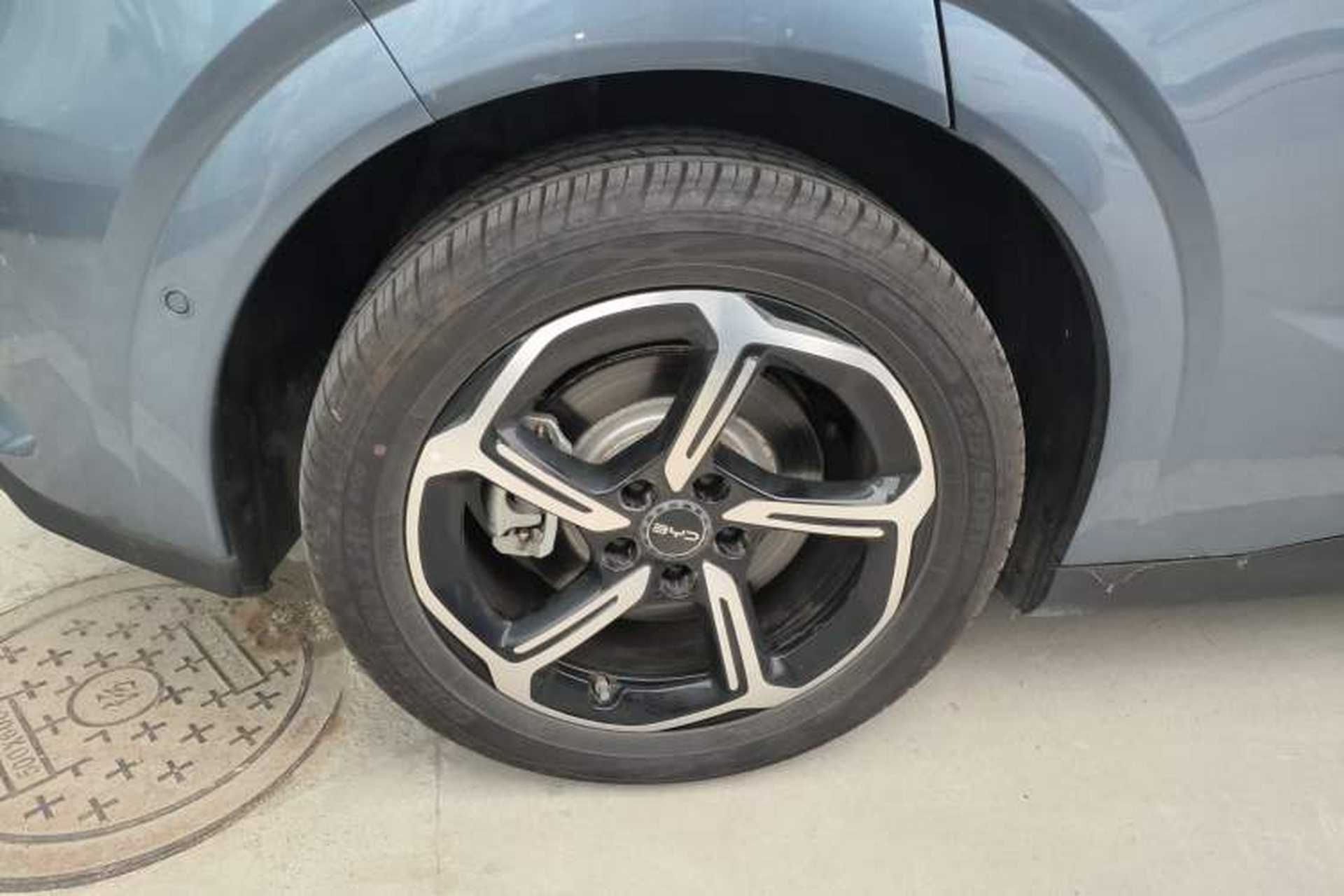Used BYD Seal 06GT 2025 Intelligent Driving Version 605 Heatwave Edition Right Rear Wheel Hub