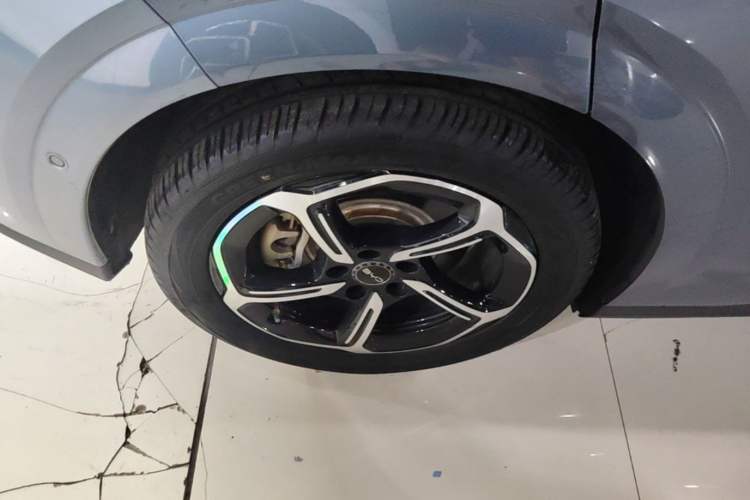 Used BYD Seal 06GT 2025 Intelligent Driving Version 605 Heatwave Edition Right Rear Wheel Hub
