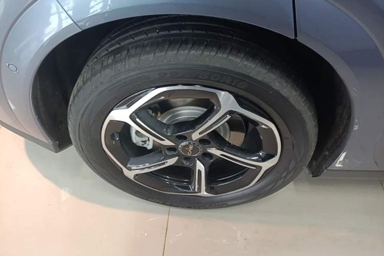 Used BYD Seal 06GT 2025 605 Heatwave Edition Right Rear Wheel Hub