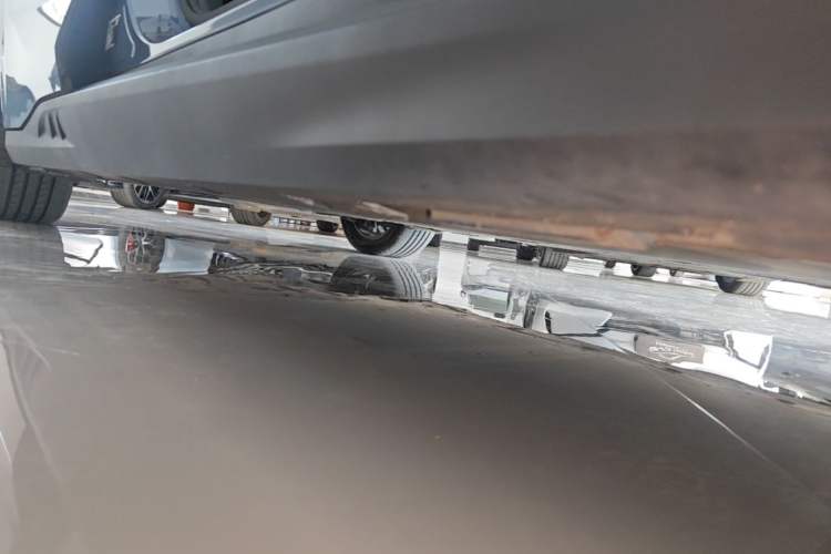 Used BYD Seal 06GT 2025 605 Heatwave Edition Right Side Sill