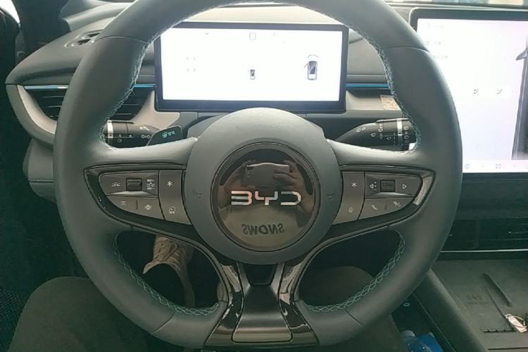 Used BYD Seal 06GT 2025 Intelligent Driving Version 605 Heatwave Edition Steering Wheel