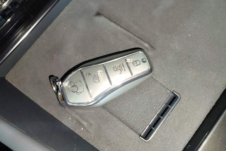 Used BYD Seal 06GT 2025 Intelligent Driving Version 605 Heatwave Edition Vehicle Key