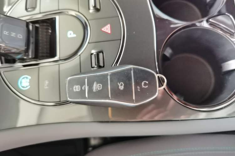 Used BYD Seal 06GT 2025 Intelligent Driving Version 550 All-Wheel Drive Heatwave Edition Vehicle Key