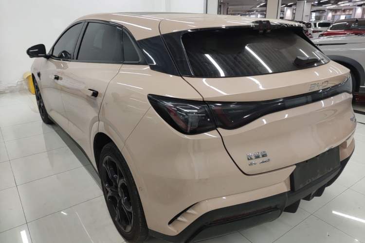 Used BYD Seal 06GT 2025 Intelligent Driving Version 550 All-Wheel Drive Heatwave Edition Exterior 2
