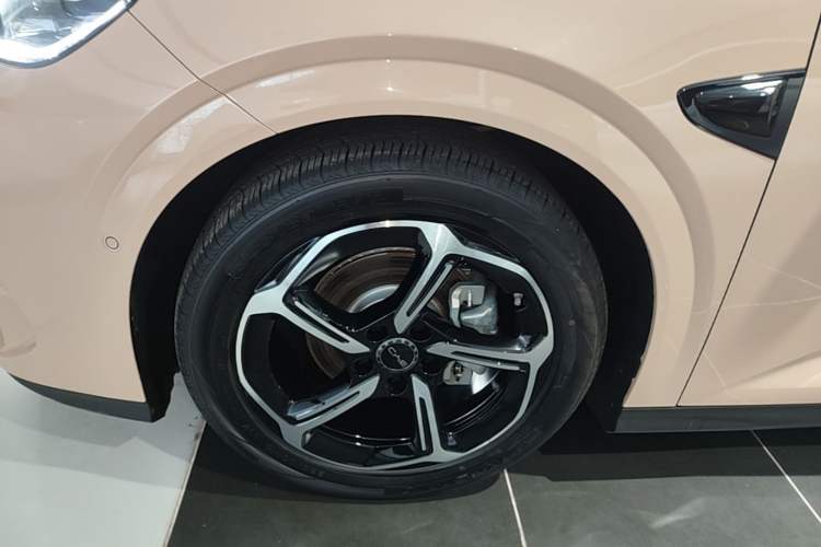 Used BYD Seal 06GT 2025 Intelligent Driving Version 605 Heatwave Edition Exterior 4