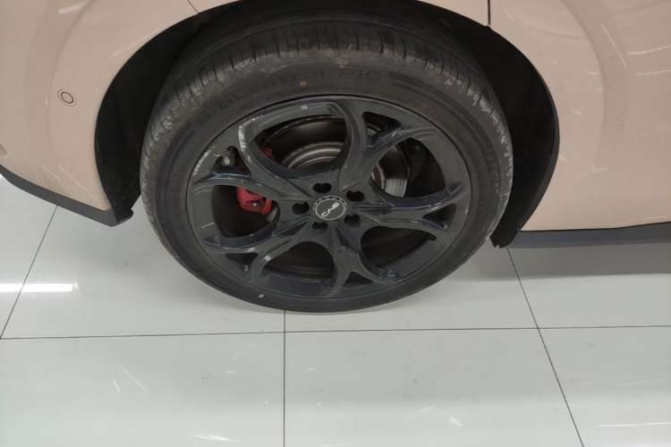 Used BYD Seal 06GT 2025 Intelligent Driving Version 550 All-Wheel Drive Heatwave Edition Exterior 5