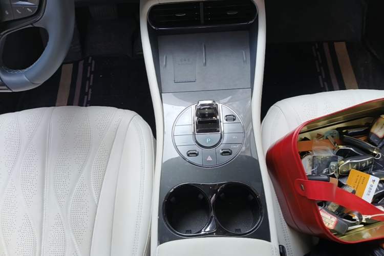 Used BYD Seal 06GT 2025 Intelligent Driving Version 605 Heatwave Edition Gear Lever