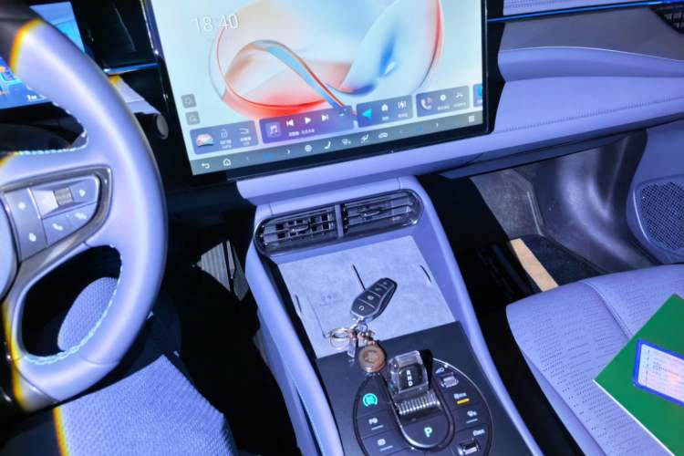 Used BYD Seal 06GT 2025 Intelligent Driving Version 605 Heatwave Edition Audio And AC Panel