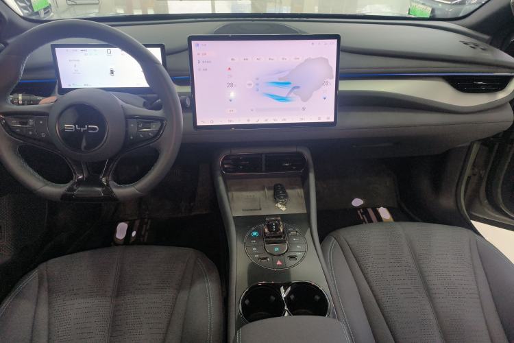 Used BYD Seal 06GT 2025 Intelligent Driving Version 605 Heatwave Edition Center Console