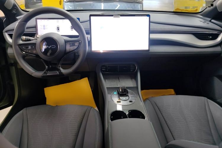 Used BYD Seal 06GT 2025 Intelligent Driving Version 605 Heatwave Edition Center Console