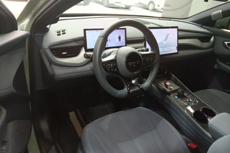 Used BYD Seal 06GT 2025 Intelligent Driving Version 505 Wave Edition Center Console