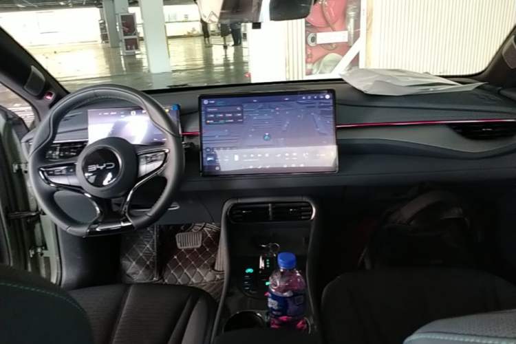 Used BYD Seal 06GT 2025 505 Wave Plus Edition Center Console